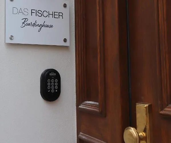 Fischer Boardinghouse Kf Hotel