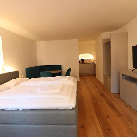 Fischer Boardinghouse Kf 3* קאופבורן