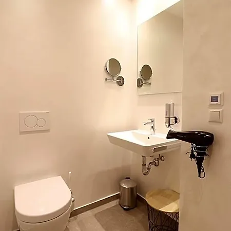 Fischer Boardinghouse Kf Hotel 3*